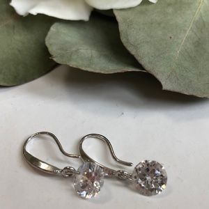 Crystal dangle earrings